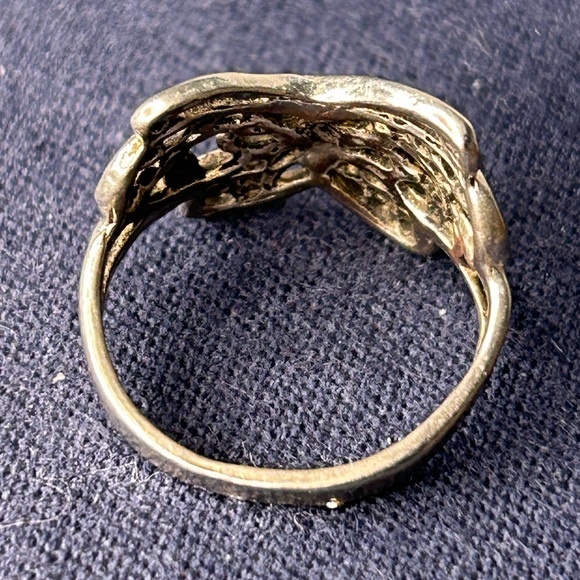 Fun Butterfly Ring - Picture 2 of 2